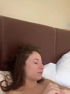 GoldenPussy1329 online show from March 14, 2:22 pm