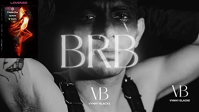 VynnyBlacke  online show from January 11, 3:33 am