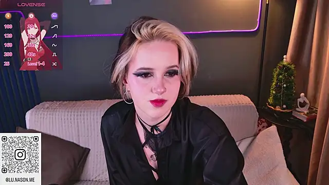 luna son online show from January 11, 9:31 pm