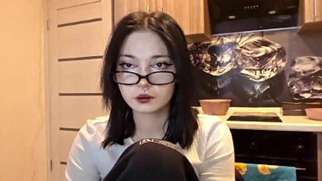 Beeping Creature online show from February 25, 1:21 pm