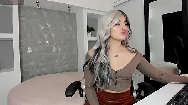 Maya Rivers online show from October 2, 5:03 am