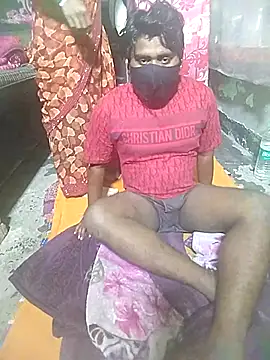 RED Queen 6 online show from November 25, 3:01 pm