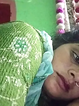 Snapshot of Na_shreya chatting on October 31, 6:31 pm Na shreya online show from October 31, 6:31 pm