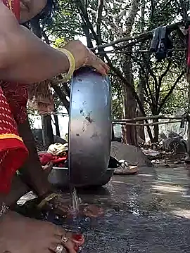 Snapshot of Na_shreya chatting on November 22, 7:07 am Na shreya online show from November 22, 7:07 am