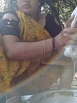 Snapshot of Na_shreya chatting on November 28, 7:00 am Na shreya online show from November 28, 7:00 am