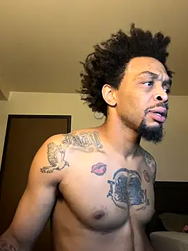 thefreakscomeoutatnight online show from November 2, 10:17 am