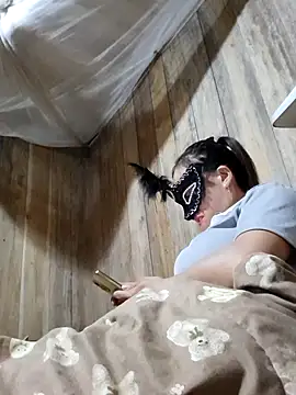 Snapshot of Tuyet_xx chatting on October 4, 2:04 pm Tuyet xx online show from October 4, 2:04 pm