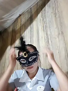 Snapshot of Tuyet_xx chatting on October 10, 1:43 pm Tuyet xx online show from October 10, 1:43 pm