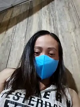 Snapshot of Tuyet_xx chatting on October 12, 2:49 pm Tuyet xx online show from October 12, 2:49 pm