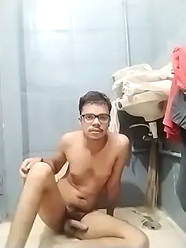 sexybobby13 online show from October 6, 8:45 am