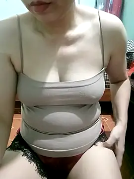 Snapshot of LitaQueen chatting on October 10, 4:11 am LitaQueen online show from October 10, 4:11 am