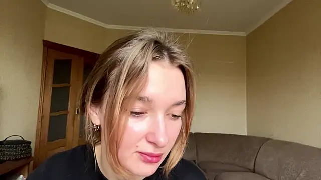 Snapshot of CoraJamerson chatting on October 6, 9:18 am CoraJamerson online show from October 6, 9:18 am
