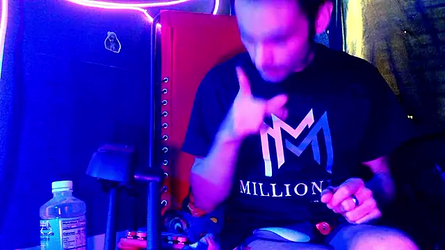 highinhtxx online show from January 14, 9:20 pm