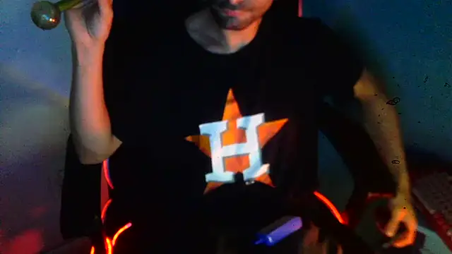 highinhtxx online show from March 12, 8:26 pm