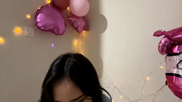 CarollFalick online show from October 13, 2:17 pm