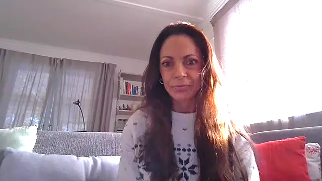 LoveAndRopes online show from February 16, 9:05 am