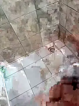 Snapshot of Wolffj6 chatting on March 7, 8:39 pm Wolffj6 online show from March 7, 8:39 pm