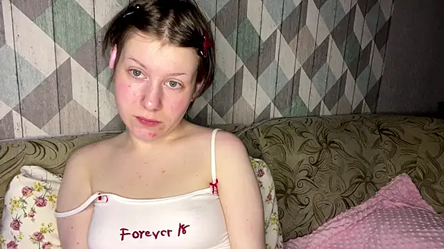 RebelKitsune online show from December 4, 7:00 pm