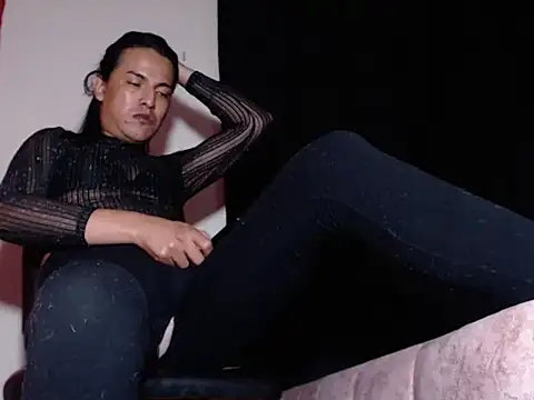 valeria limite online show from February 15, 5:37 am