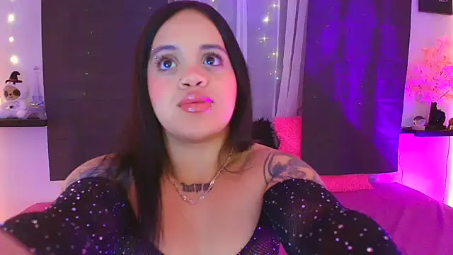 Snapshot of Sussyroxxx chatting on July 10, 5:12 am Sussyroxxx online show from July 10, 5:12 am