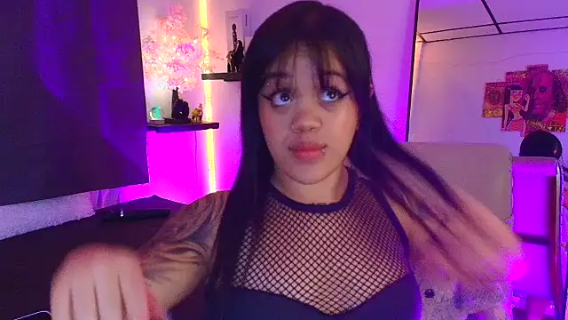 Snapshot of Sussyroxxx chatting on July 30, 4:22 am Sussyroxxx online show from July 30, 4:22 am