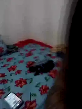 Snapshot of misteriosabb000 chatting on February 9, 9:57 am misteriosabb000 online show from February 9, 9:57 am