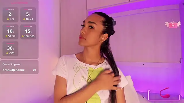 AnahiCollins online show from November 4, 11:42 am