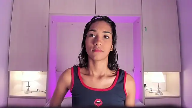 AnahiCollins online show from April 22, 11:34 am