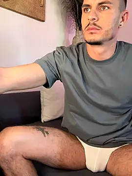 WildFlame2525 online show from November 17, 1:39 pm