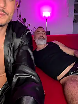 WildFlame2525 online show from November 19, 6:52 pm