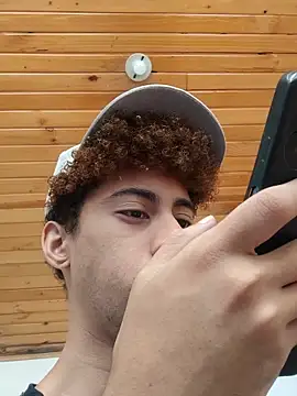 Snapshot of The_boy_good chatting on November 4, 3:55 pm The boy good online show from November 4, 3:55 pm