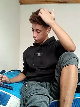 Snapshot of The_boy_good chatting on November 8, 2:50 pm The boy good online show from November 8, 2:50 pm