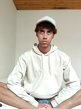 Snapshot of The_boy_good chatting on November 22, 5:23 pm The boy good online show from November 22, 5:23 pm