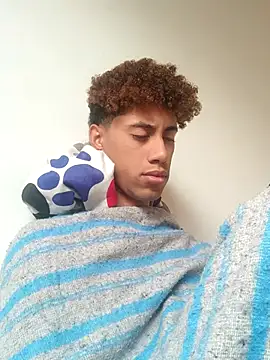 Snapshot of The_boy_good chatting on November 30, 1:26 pm The boy good online show from November 30, 1:26 pm