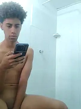 Snapshot of The_boy_good chatting on March 17, 3:59 pm The boy good online show from March 17, 3:59 pm