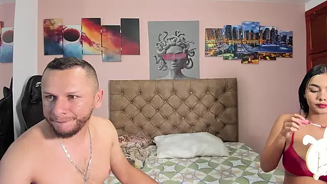 Snapshot of scarlett_vex chatting on October 15, 12:33 am scarlett vex online show from October 15, 12:33 am