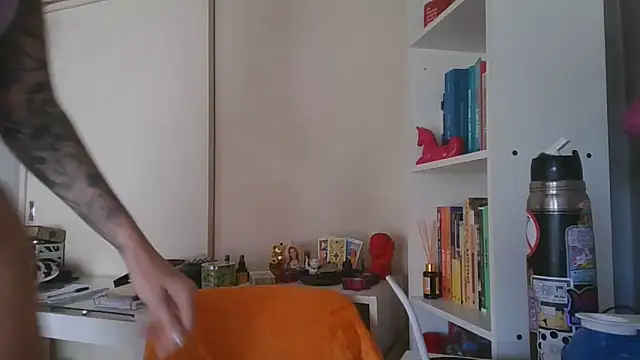 dandanbarr online show from April 23, 4:20 pm