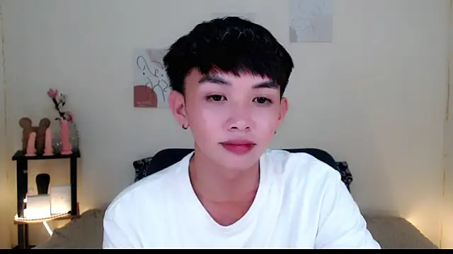 Snapshot of Wild_Prince69 chatting on November 20, 3:12 pm Wild Prince69 online show from November 20, 3:12 pm