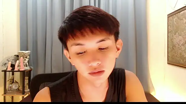 Snapshot of Wild_Prince69 chatting on November 27, 10:56 pm Wild Prince69 online show from November 27, 10:56 pm