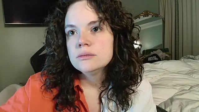 ClaireZX online show from October 14, 6:14 am