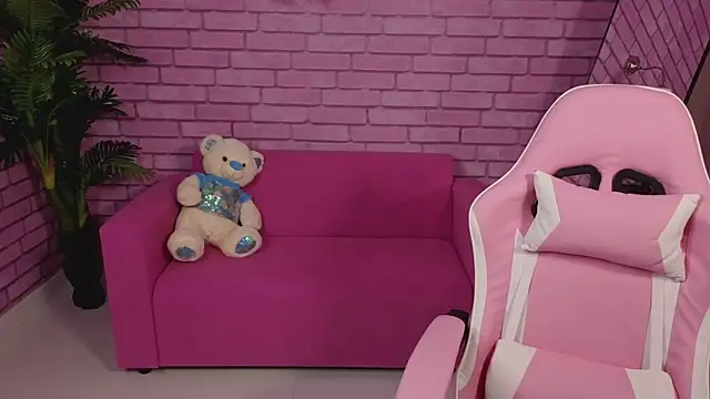 DominiqueSweetie online show from October 3, 9:12 pm