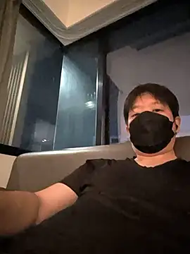 yuuukiiiip online show from June 9, 2:17 pm