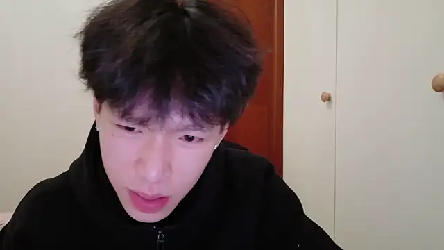 Snapshot of hangzi-0011 chatting on November 15, 8:55 am hangzi-0011 online show from November 15, 8:55 am