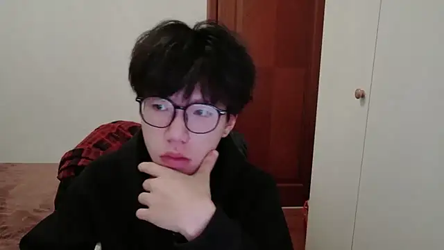 Snapshot of hangzi-0011 chatting on December 17, 11:27 am hangzi-0011 online show from December 17, 11:27 am