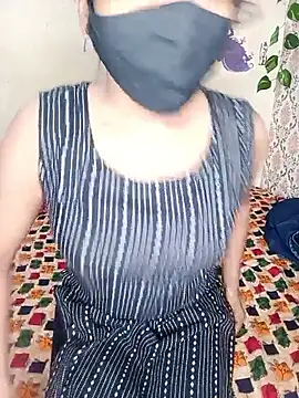 Snapshot of cury_kudi chatting on November 17, 6:52 am cury kudi online show from November 17, 6:52 am