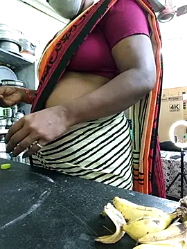 Snapshot of Tamilselviroja- chatting on October 6, 4:48 pm Tamilselviroja- online show from October 6, 4:48 pm