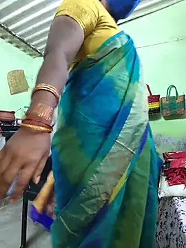 Snapshot of Tamilselviroja- chatting on October 11, 3:32 pm Tamilselviroja- online show from October 11, 3:32 pm