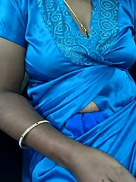 Snapshot of Tamilselviroja- chatting on October 13, 3:45 pm Tamilselviroja- online show from October 13, 3:45 pm