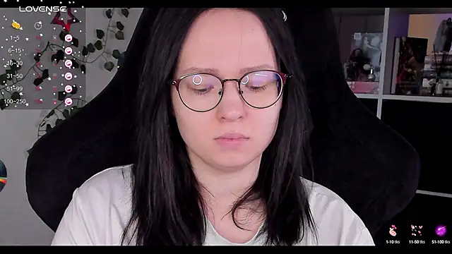 power robynn online show from October 10, 11:09 am