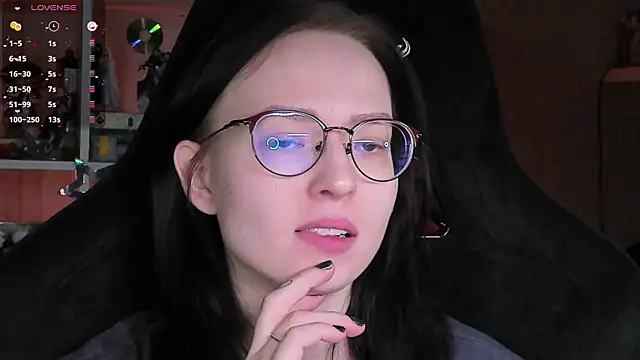 power robynn online show from April 8, 9:42 am